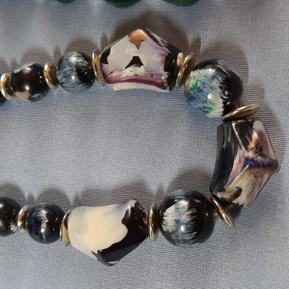 2 (Two), Beaded Necklace, 1 Green Tones, 1 Blue Tones And Other Colors - Picture 2 of 5